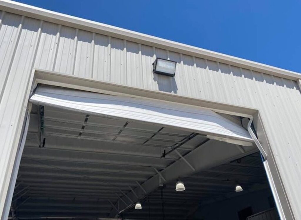 Garage door Repairs in Pensacola