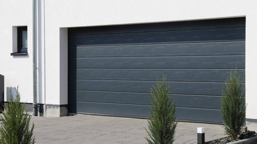 Garage door Repairs in Pensacola