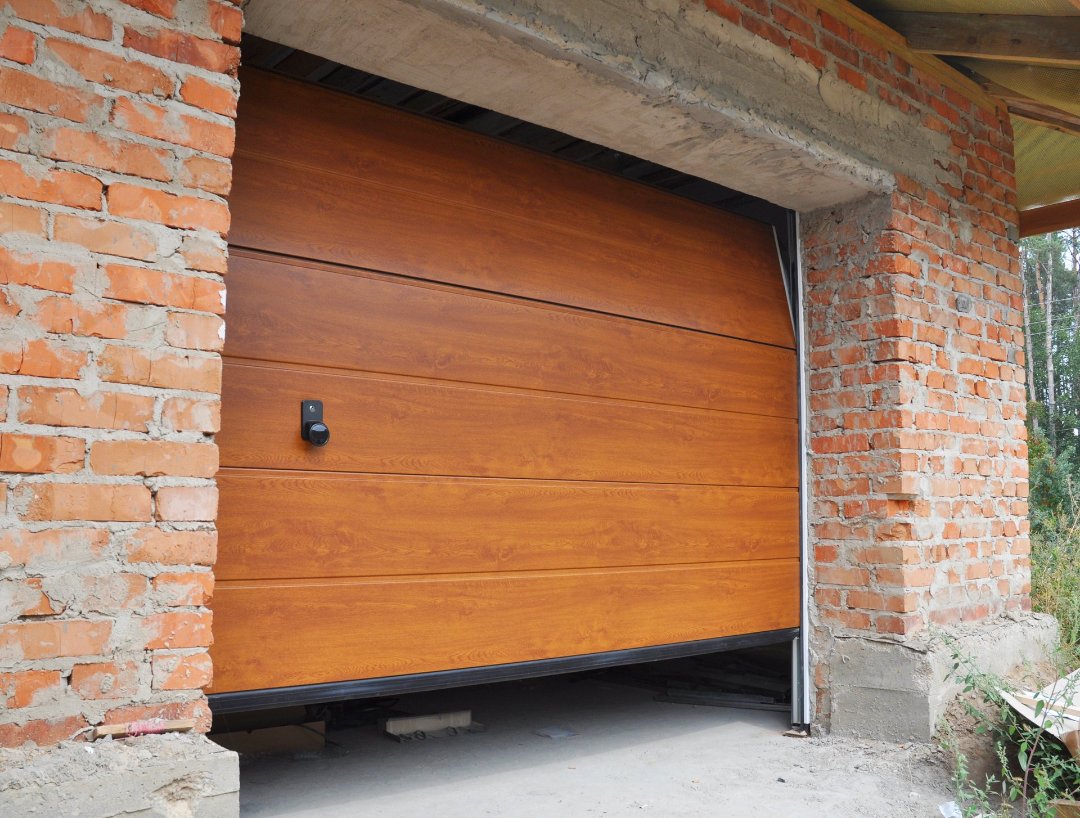 Garage Door Repairs in Pensacola