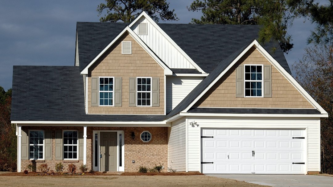 Garage door Repairs in Pensacola