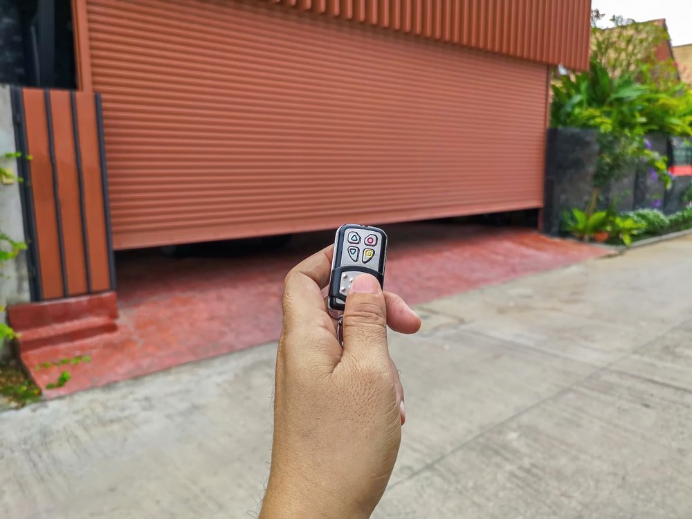 Garage door Repairs in Pensacola